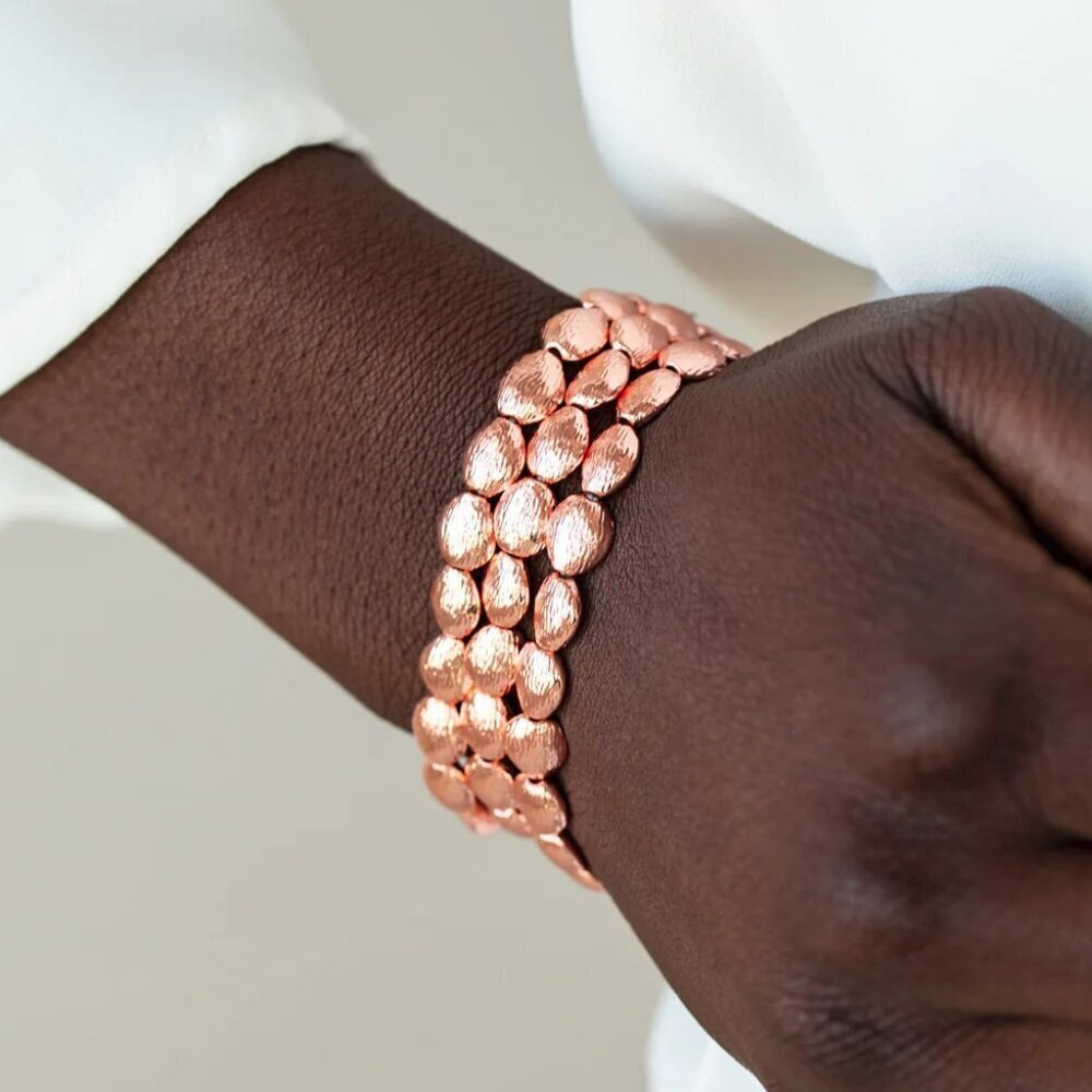 Paprazzi Jewelry - Basic Bliss - Copper Bracelet - Vintage